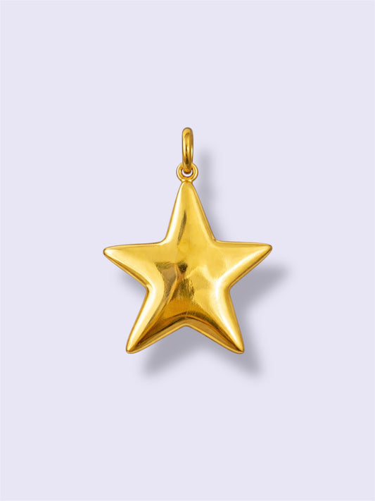 Giant Star Charm