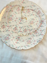 Load image into Gallery viewer, Mama Necklace
