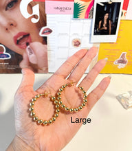 Load image into Gallery viewer, Zarcillos de balines 💧
